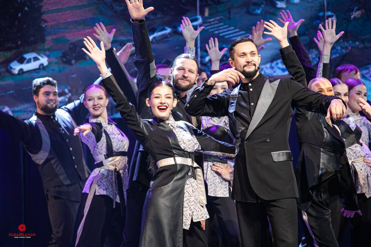 Трёхчасовой концерт – лишь мгновение на эпохальном творческом пути заслуженного работника культуры России Валентины Гуревич Трёхчасовой концерт – лишь мгновение на эпохальном творческом пути заслуженного работника культуры России Валентины Гуревич