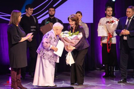 Трёхчасовой концерт – лишь мгновение на эпохальном творческом пути заслуженного работника культуры России Валентины Гуревич