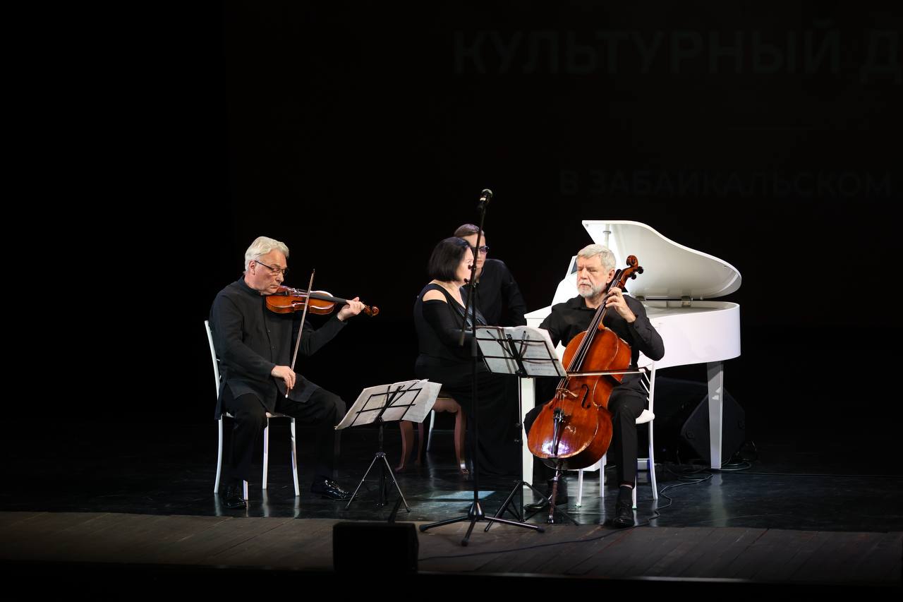 Музыка памяти Великой Отечественной войны прозвучала в Чите Музыка памяти Великой Отечественной войны прозвучала в Чите