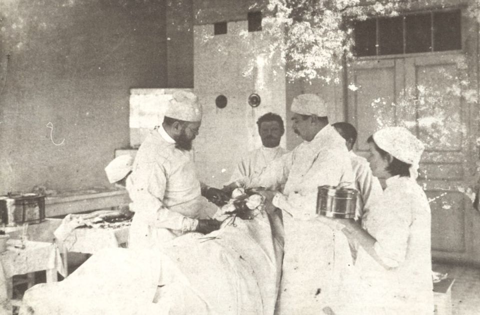 Был врачом и священником – биография Святителя Луки