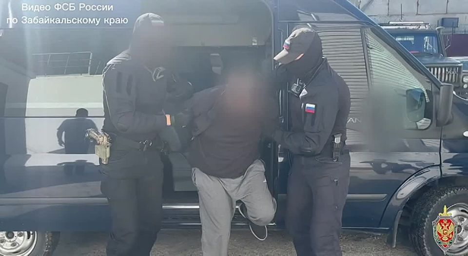 Забайкальца задержали за финансирование экстремистов