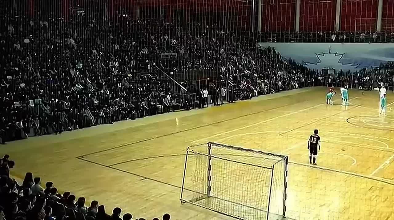 Любители футбола, спешим вам сообщить, о начале регистрации на Юбилейный XX международный турнир по футзалу — «Кубок города Улан-Удэ»!