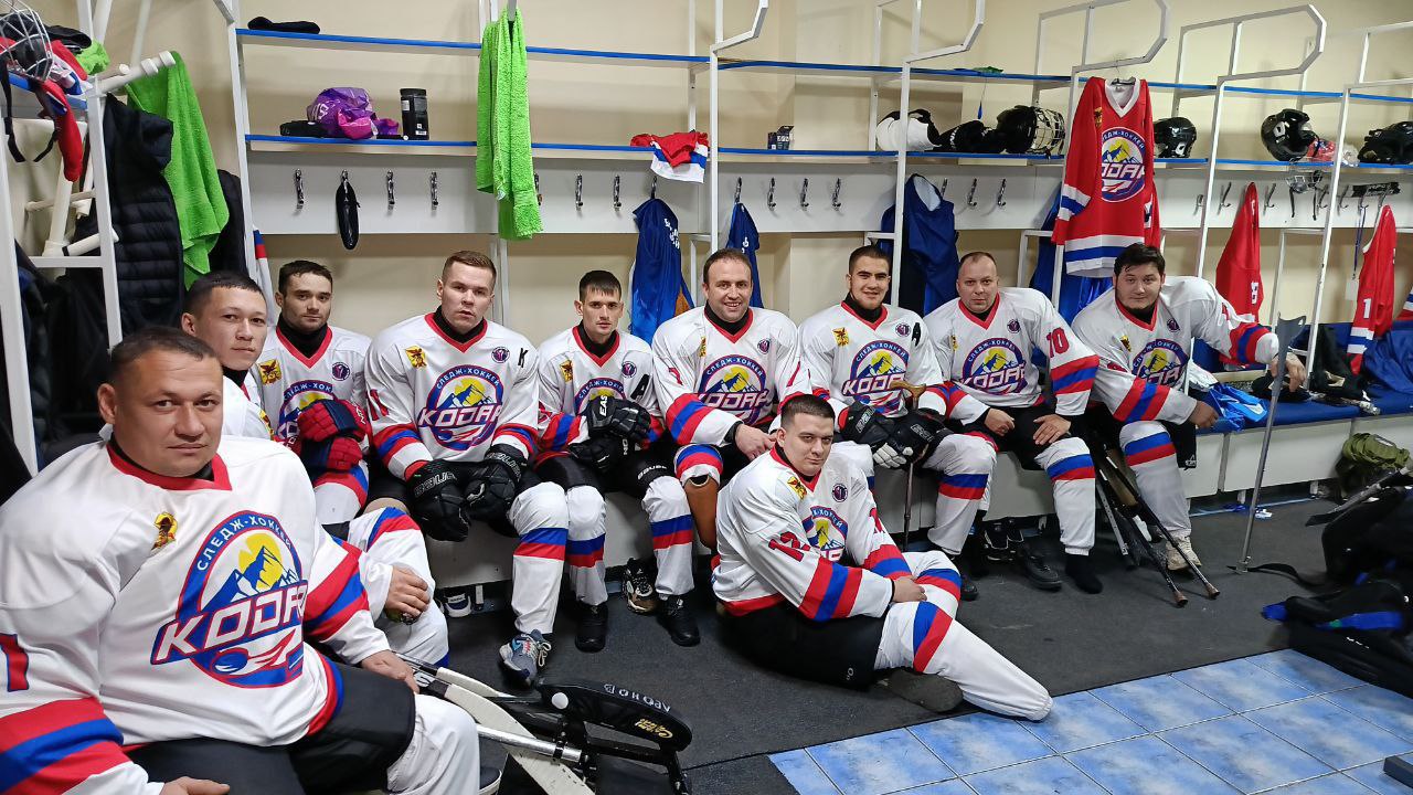 Команда по следж-хоккею «Кодар» представила Забайкальский край на Всероссийских соревнованиях Команда по следж-хоккею «Кодар» представила Забайкальский край на Всероссийских соревнованиях