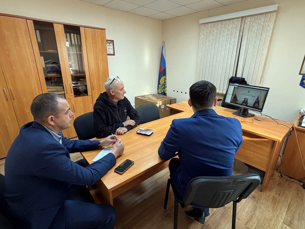 В Забайкалье прокуроры во Всероссийский день приема предпринимателей провели личные встречи с представителями бизнес-сообщества В Забайкалье прокуроры во Всероссийский день приема предпринимателей провели личные встречи с представителями бизнес-сообщества