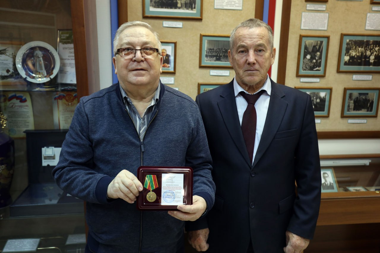 Вчера в музее регионального надзорного ведомства состоялось расширенное заседание Совета общественной организации ветеранов и пенсионеров прокуратуры Забайкальского края с приглашением всех ее членов Вчера в музее регионального надзорного ведомства состоялось расширенное заседание Совета общественной организации ветеранов и пенсионеров прокуратуры Забайкальского края с приглашением всех ее членов