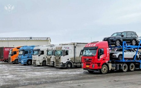 12 831 транспортное средство международной перевозки оформили таможенники в МАПП Забайкальск с начала ноября 2025 года