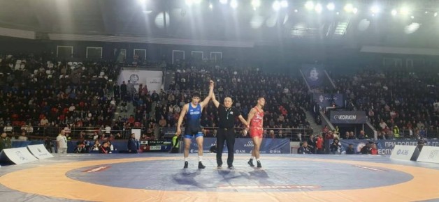 Тамир Ешинимаев завоевал бронзовую медаль престижного международного турнира по вольной борьбе памяти выдающего тренера Дмитрия Коркина в Якутске