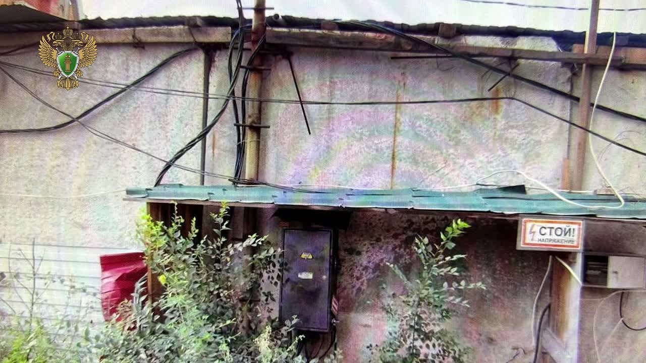 Прокуратура Центрального района г. Читы утвердила обвинительное заключение и направила в суд уголовное дело в отношении сотрудника строительной компании «Энергожилстрой», который обвиняется в нарушении правил безопасности...