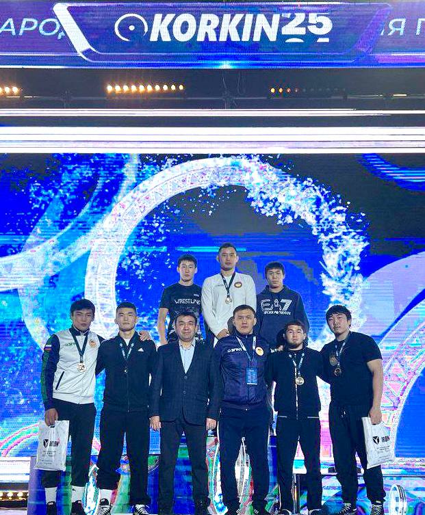 Наши поздравления серебряному и бронзовым призерам международного турнира по вольной борьбе памяти Дмитрия Коркина, воспитанникам агинской школы борьбы Наши поздравления серебряному и бронзовым призерам международного турнира по вольной борьбе памяти Дмитрия Коркина, воспитанникам агинской школы борьбы