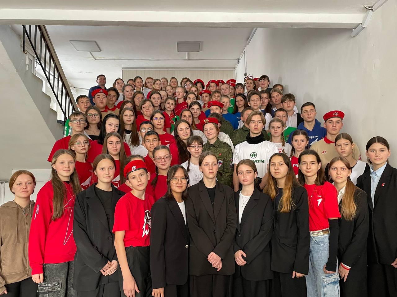 Год работы – день для подведения итогов! Год работы – день для подведения итогов!