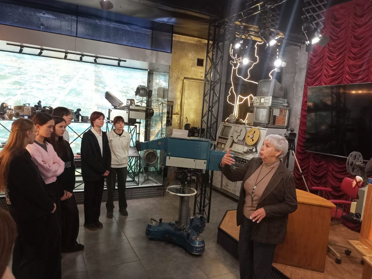 День погружения: от телестудии до Общественной палаты! День погружения: от телестудии до Общественной палаты!