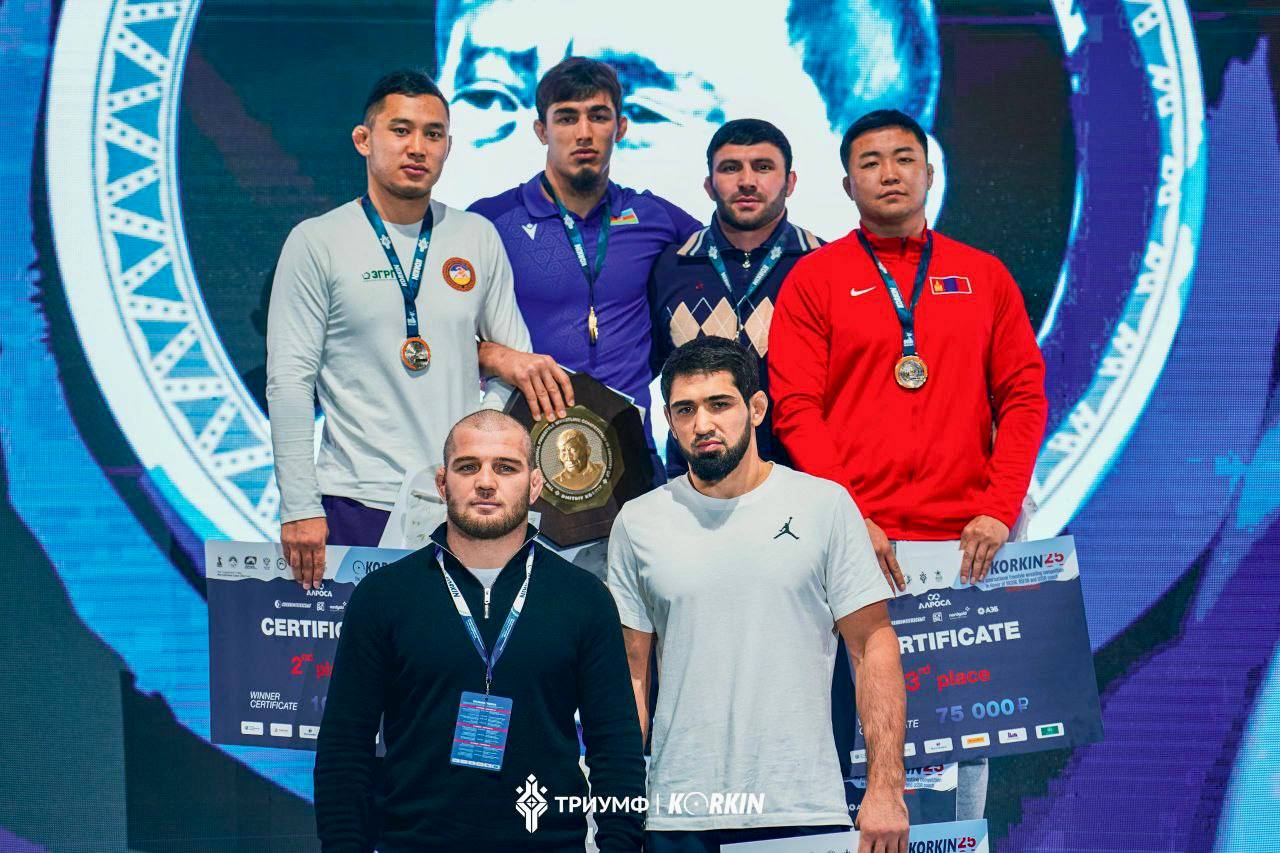 Наши поздравления серебряному и бронзовым призерам международного турнира по вольной борьбе памяти Дмитрия Коркина, воспитанникам агинской школы борьбы Наши поздравления серебряному и бронзовым призерам международного турнира по вольной борьбе памяти Дмитрия Коркина, воспитанникам агинской школы борьбы