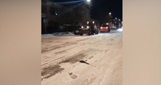 Последствия снегопада продолжают устранять в Чите