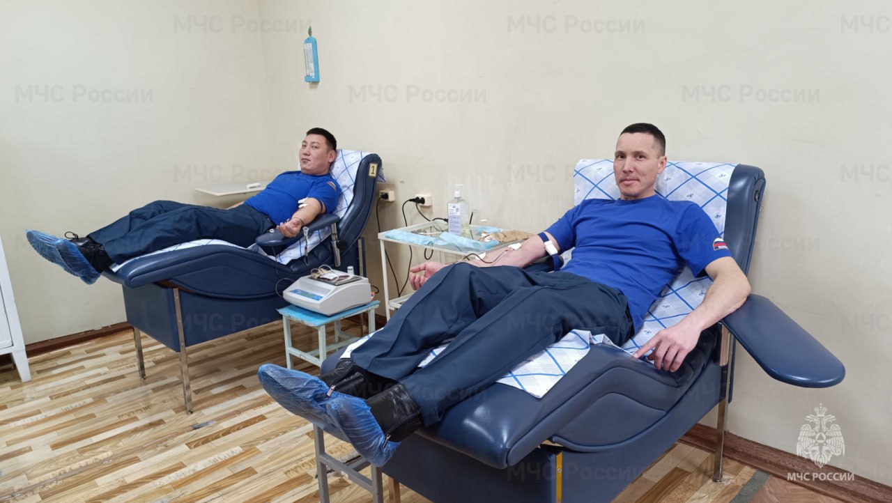 Капля крови – жизнь: спасатели Забайкалья сдали кровь для участников СВО Капля крови – жизнь: спасатели Забайкалья сдали кровь для участников СВО