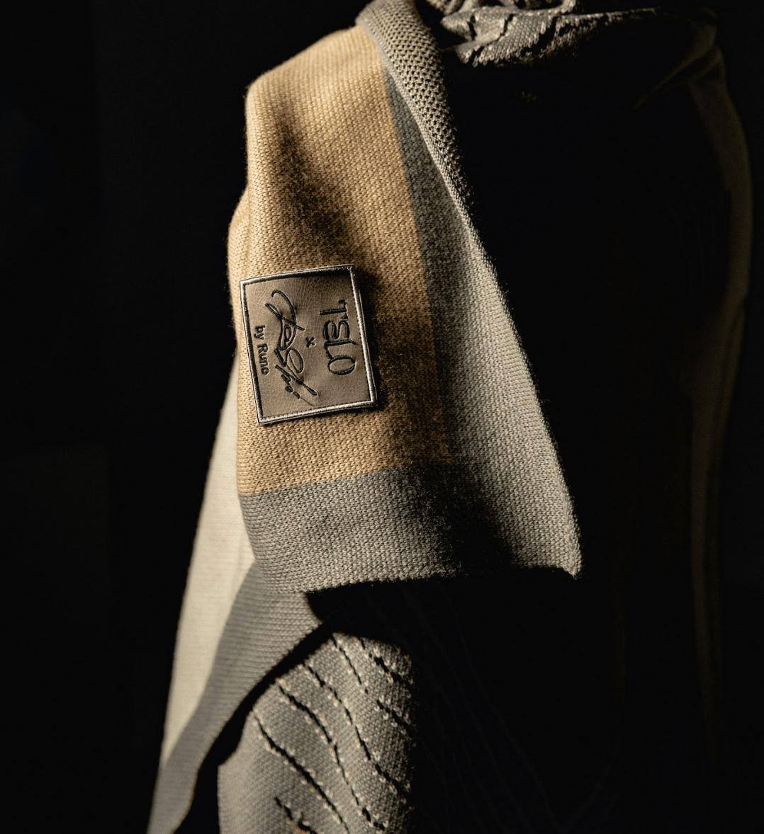 Плед из агинской шерсти соткали по картине Даши Намдакова