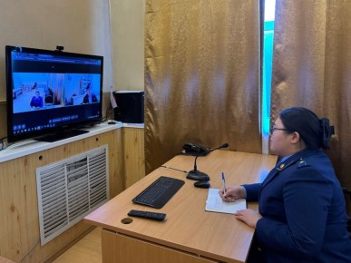 Прокуратура Забайкальского района с использованием видеоконференцсвязи провела прием жителей поселка при станции Даурия - всего на прием обратились четверо граждан, которых интересовали вопросы прохождения отопительного...