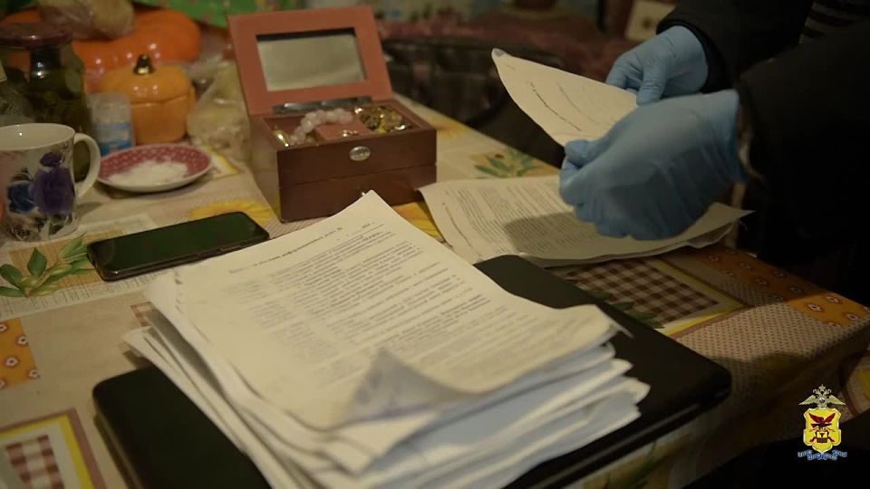 Группа недобросовестных риелторов, обманувших около 100 клиентов, задержана полицейскими Забайкалья