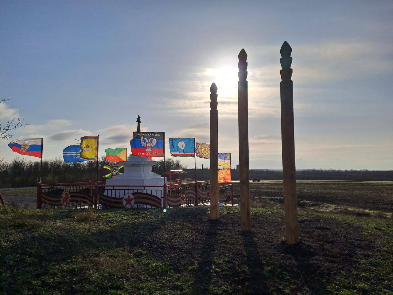 Воины из Забайкальского края и Бурятии восстановили субурган в память о погибших героях СВО в ДНР Воины из Забайкальского края и Бурятии восстановили субурган в память о погибших героях СВО в ДНР