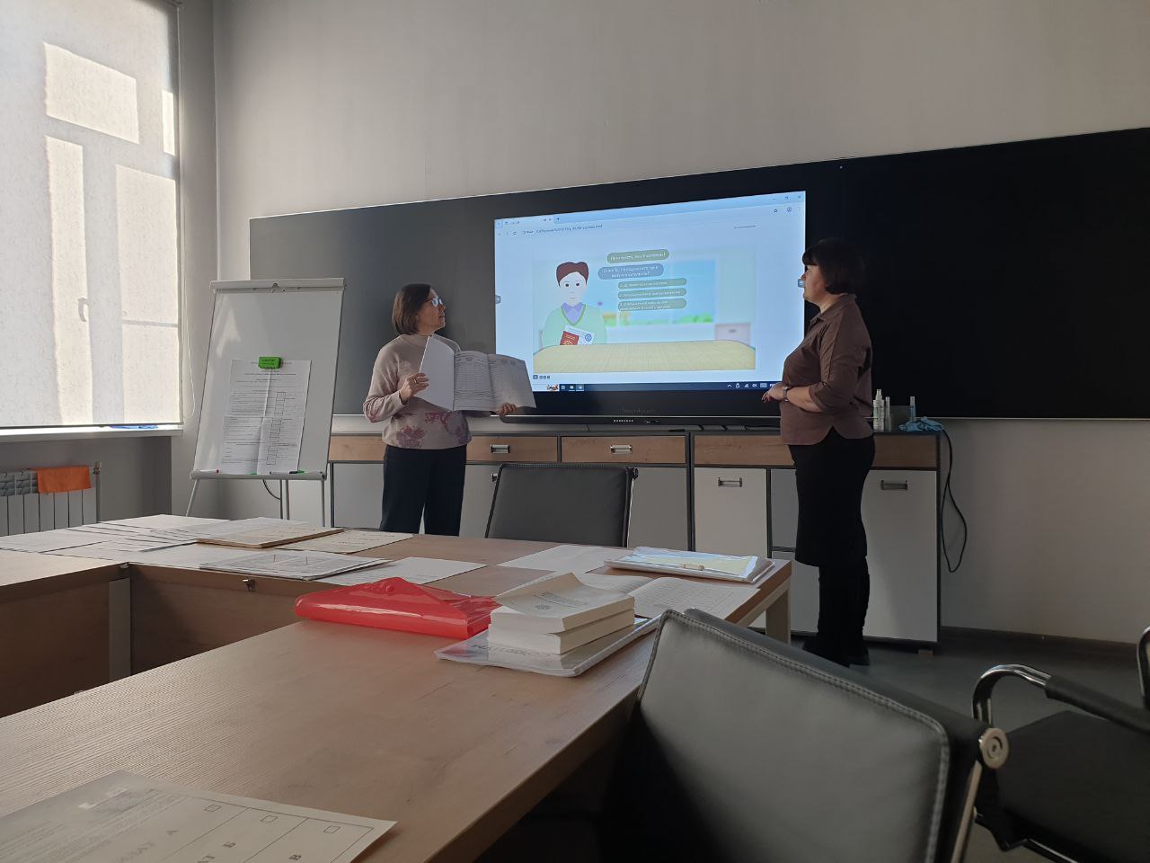 Завершился ещё один насыщенный день в образовательном центре «Эврика»! Наши будущие политики и правоведы трудятся не покладая рук Завершился ещё один насыщенный день в образовательном центре «Эврика»! Наши будущие политики и правоведы трудятся не покладая рук