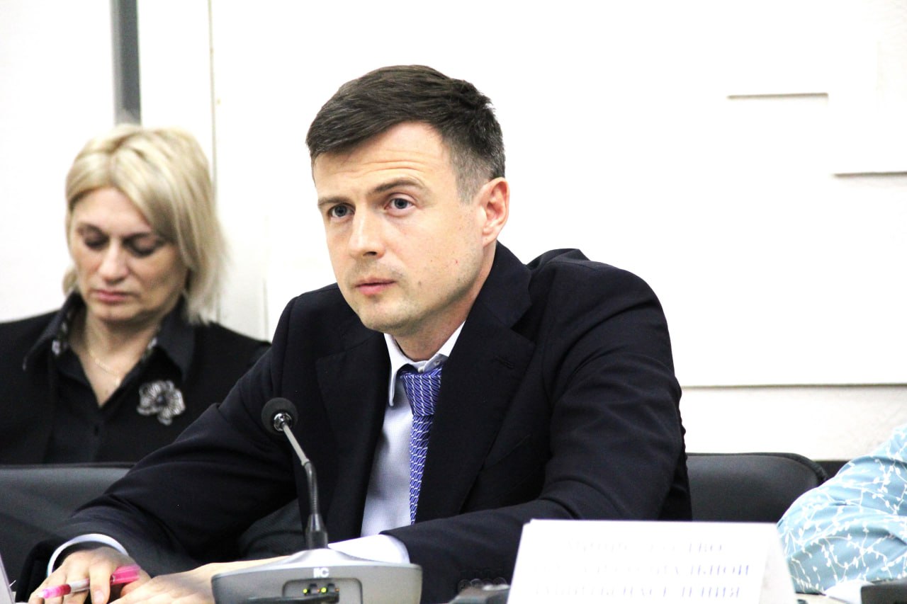 Комитеты Заксобрания согласовали кандидатов на должности первых зампредов Правительства Комитеты Заксобрания согласовали кандидатов на должности первых зампредов Правительства