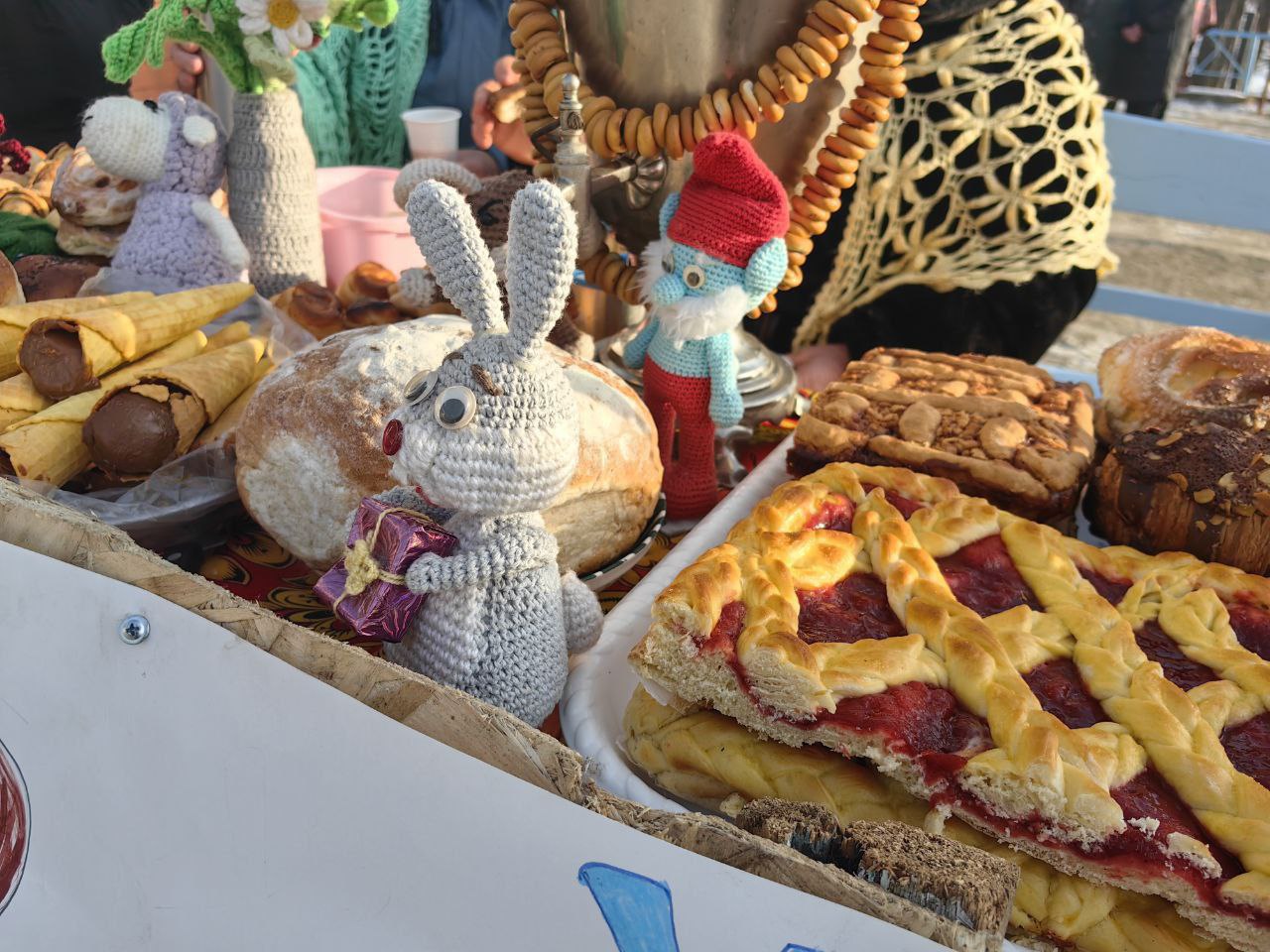 К участникам форума «Моя земля — моя семья» с приветственным словом обратился губернатор региона Александр Осипов: К участникам форума «Моя земля — моя семья» с приветственным словом обратился губернатор региона Александр Осипов: