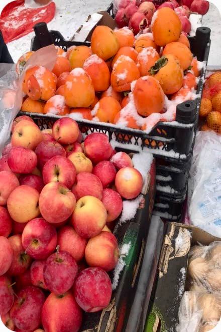 Итоги ярмарки. На универсальной ярмарке выходного дня, которая прошла в минувшую субботу в поселке ГРЭС на улице Строителей, было реализовано 2, 9 т. мяса, 10 кг. сала, 1150 кг. рыбы, 70 кг. меда, 1350 кг. фруктов, 100 кг....