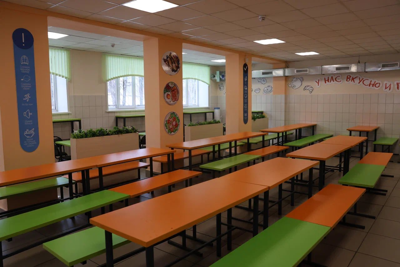 Впервые за полвека в Антипихе капитально отремонтировали школу Впервые за полвека в Антипихе капитально отремонтировали школу