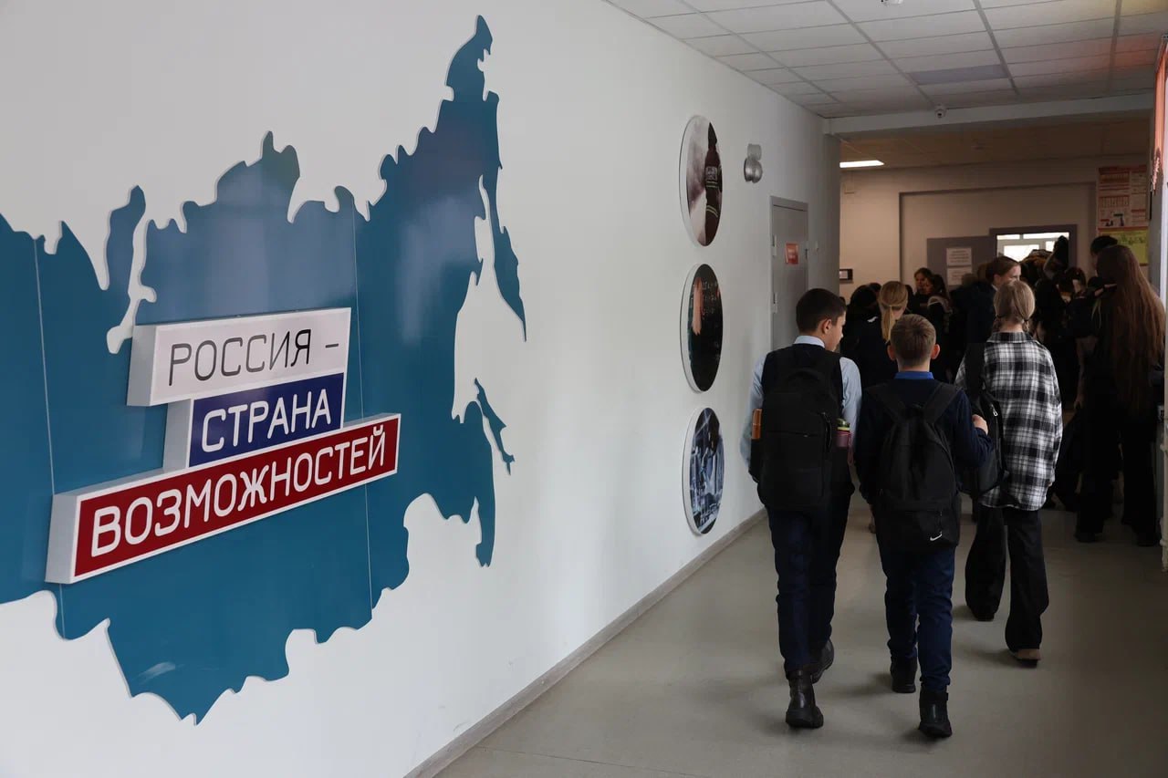 Впервые за полвека в Антипихе капитально отремонтировали школу Впервые за полвека в Антипихе капитально отремонтировали школу