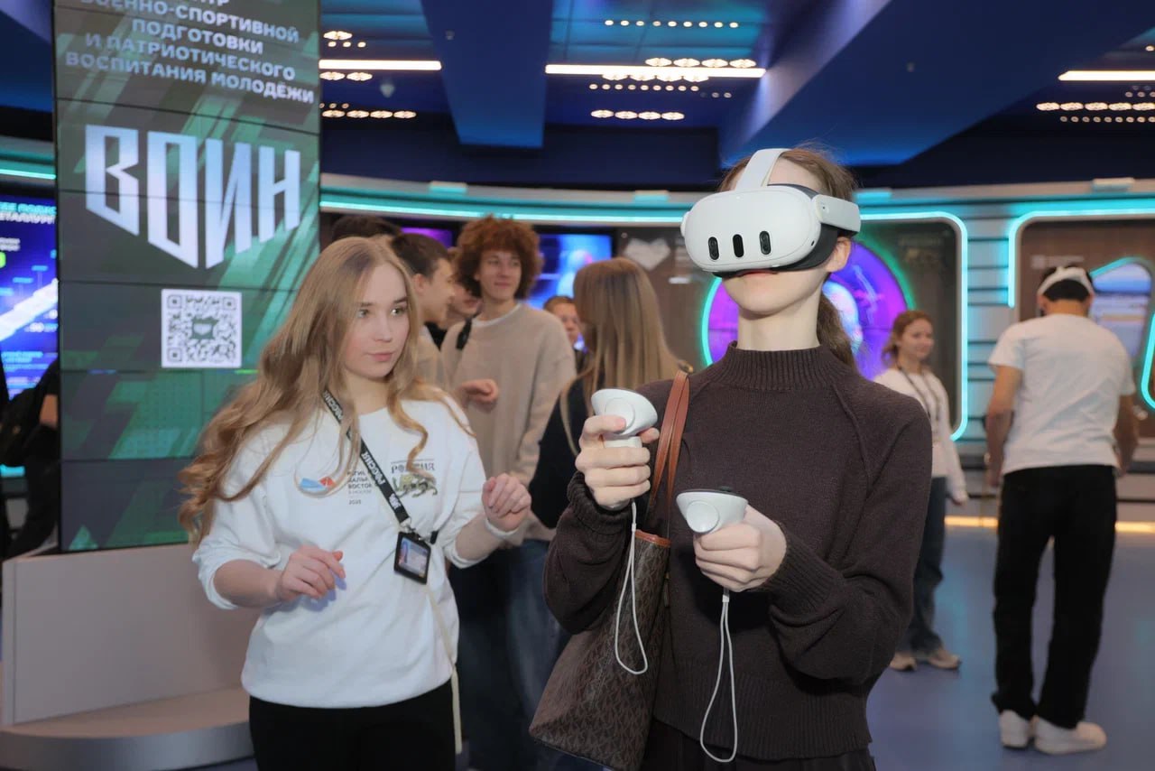 Диалог «Вопросы поколений»: Дальний Восток — самая привлекательная часть страны Диалог «Вопросы поколений»: Дальний Восток — самая привлекательная часть страны