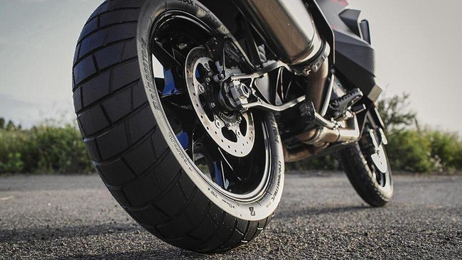 В Чите полицейские задержали подозреваемых в краже питбайка