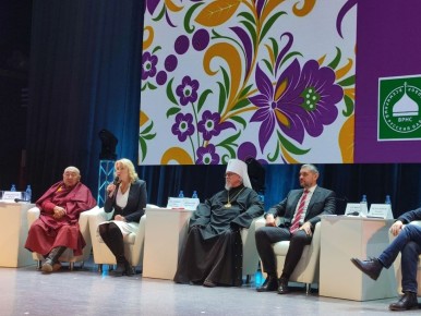 Русский форум: Российская актриса Мария Шукшина рассказала о роли культуры и кинематографа