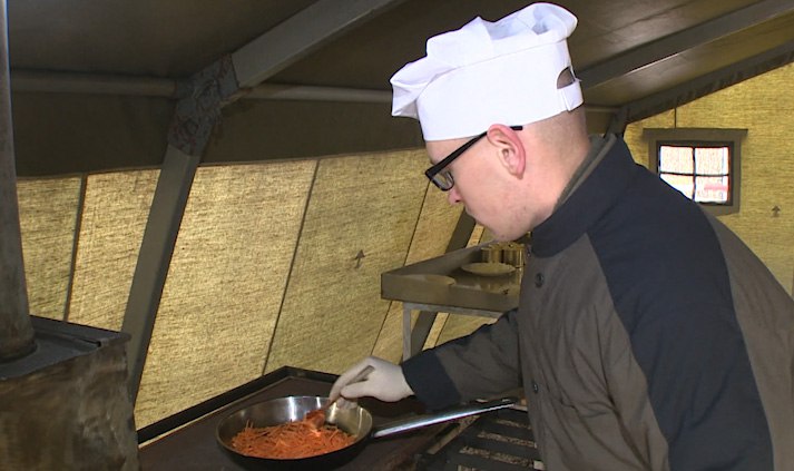 Свыше 600 новобранцев, призванных в рамках осеннего призыва, пополнят ряды военной школы поваров