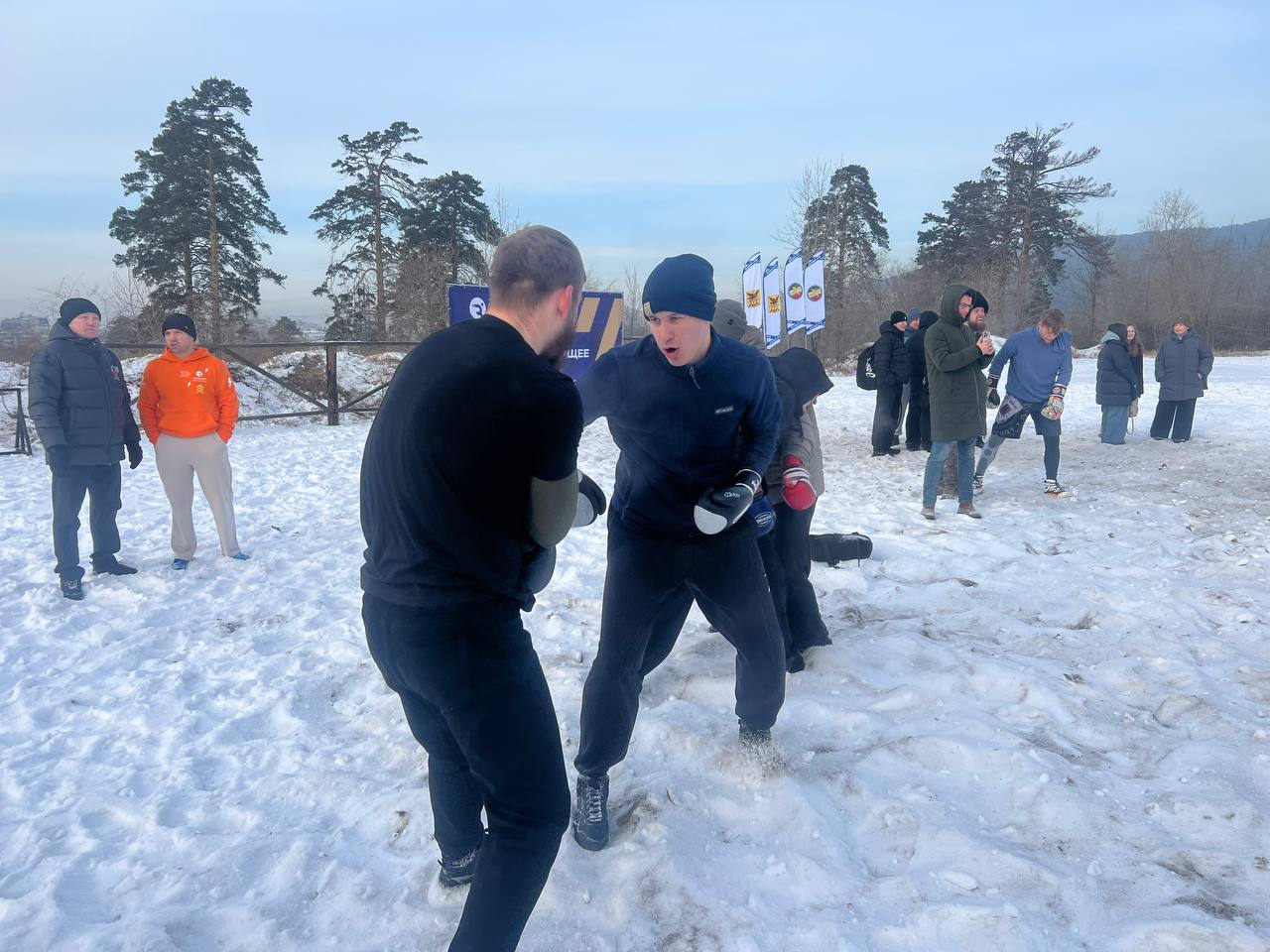 Русский форум: Забайкальские мужики встретились в кулачном бою Русский форум: Забайкальские мужики встретились в кулачном бою
