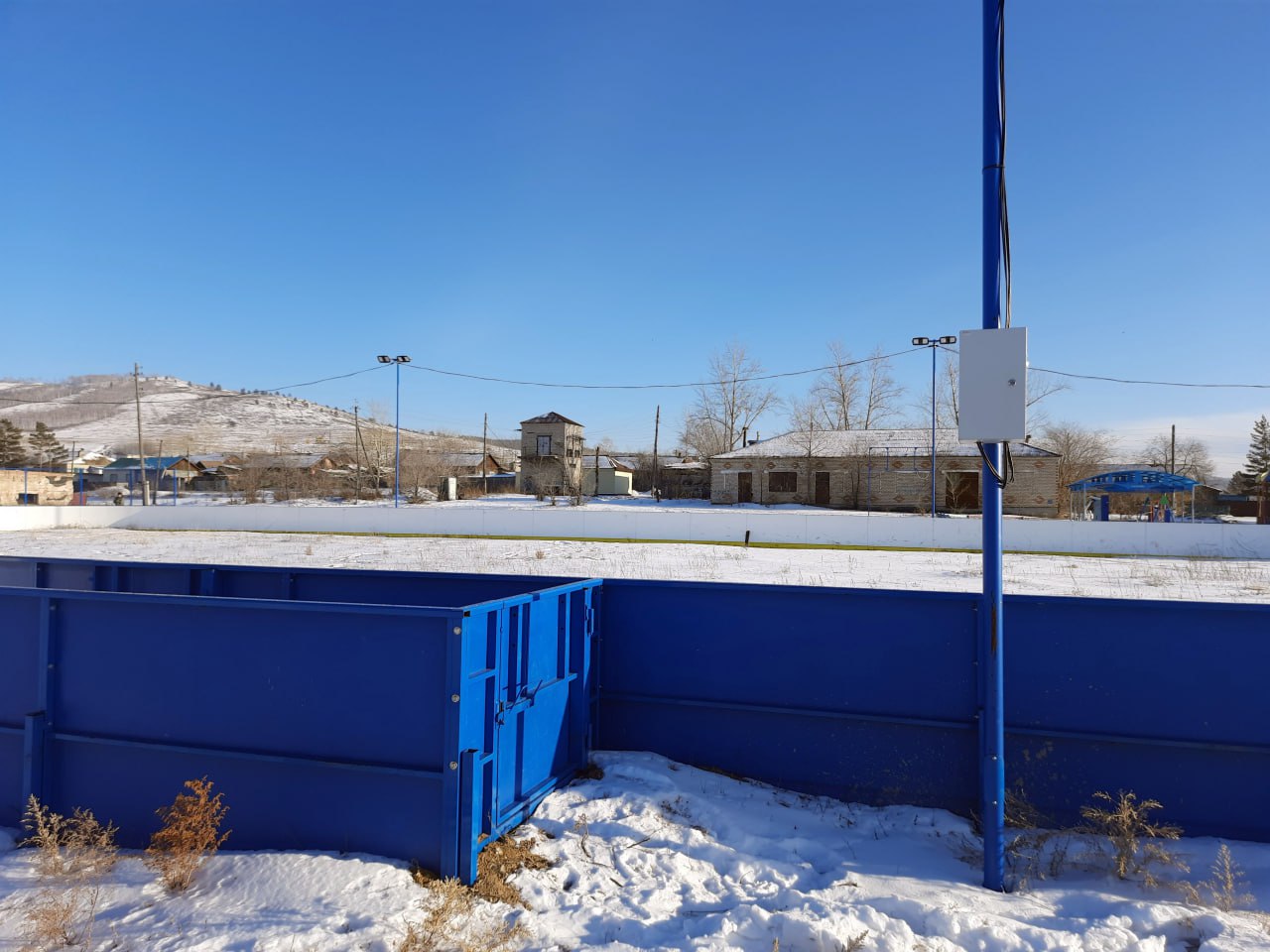 Публикации в средствах массовой информации помогли установить нарушения при возведении и использовании спортивного объекта в микрорайоне Затон города Сретенск Публикации в средствах массовой информации помогли установить нарушения при возведении и использовании спортивного объекта в микрорайоне Затон города Сретенск