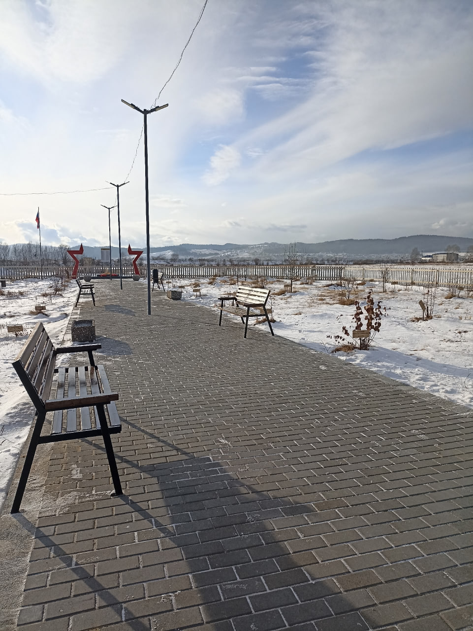 В Красном Чикое открыли Аллею Памяти – символ уважения к Героям В Красном Чикое открыли Аллею Памяти – символ уважения к Героям