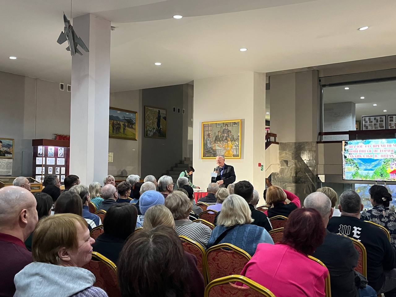 В Чите открылась фотовыставка, на которой представлены ключевые события региона В Чите открылась фотовыставка, на которой представлены ключевые события региона