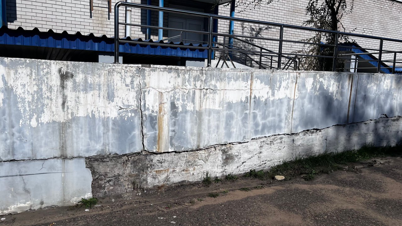 Прокуратура Ингодинского района Читы при проверке находящихся в федеральной собственности зданий лаборатории и ФОКа ЗабГУ выявила многочисленные нарушения при содержании имущества Прокуратура Ингодинского района Читы при проверке находящихся в федеральной собственности зданий лаборатории и ФОКа ЗабГУ выявила многочисленные нарушения при содержании имущества