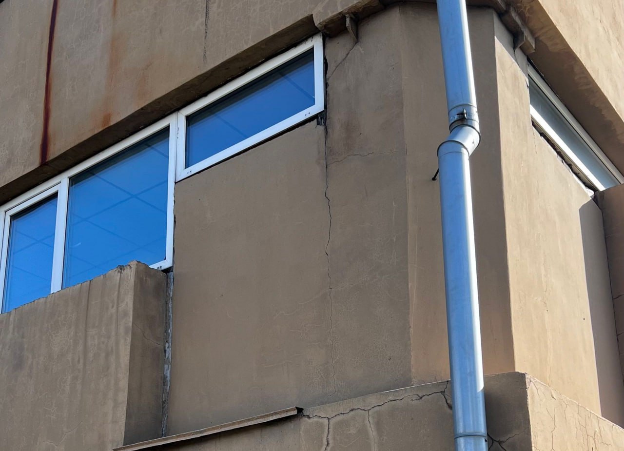 Прокуратура Ингодинского района Читы при проверке находящихся в федеральной собственности зданий лаборатории и ФОКа ЗабГУ выявила многочисленные нарушения при содержании имущества Прокуратура Ингодинского района Читы при проверке находящихся в федеральной собственности зданий лаборатории и ФОКа ЗабГУ выявила многочисленные нарушения при содержании имущества