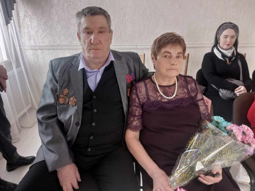 Золотые годы вместе: юбилей семьи отметили супруги из Читы