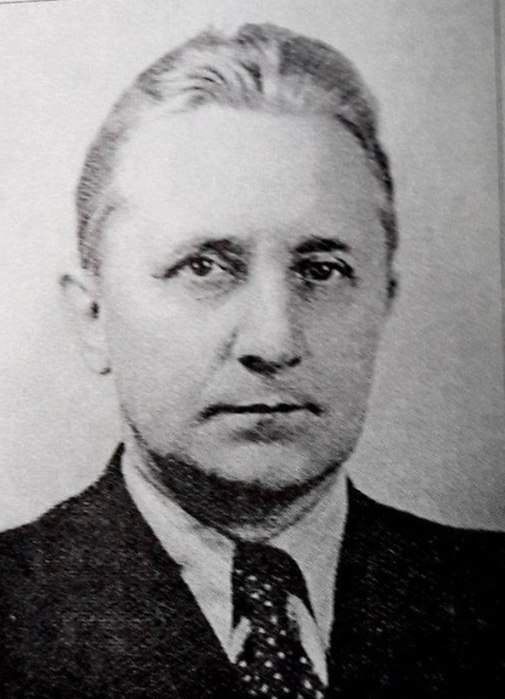 84 года назад, 4 декабря 1941 года в Чите завершился 5-й пленум обкома, на котором с основным докладом выступил первый секретарь Читинского областного комитета партии И. А. Кузнецов (на фото)