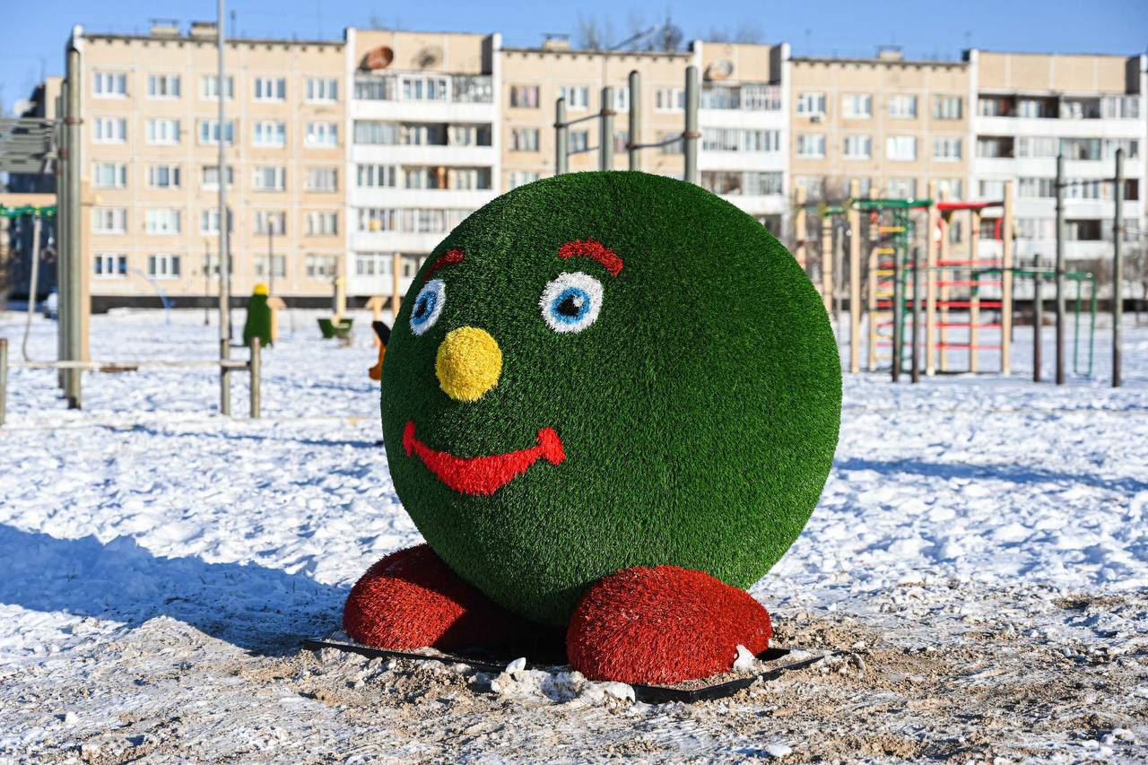 Новые арт-объекты и зоны отдыха появились в Краснокаменске Новые арт-объекты и зоны отдыха появились в Краснокаменске