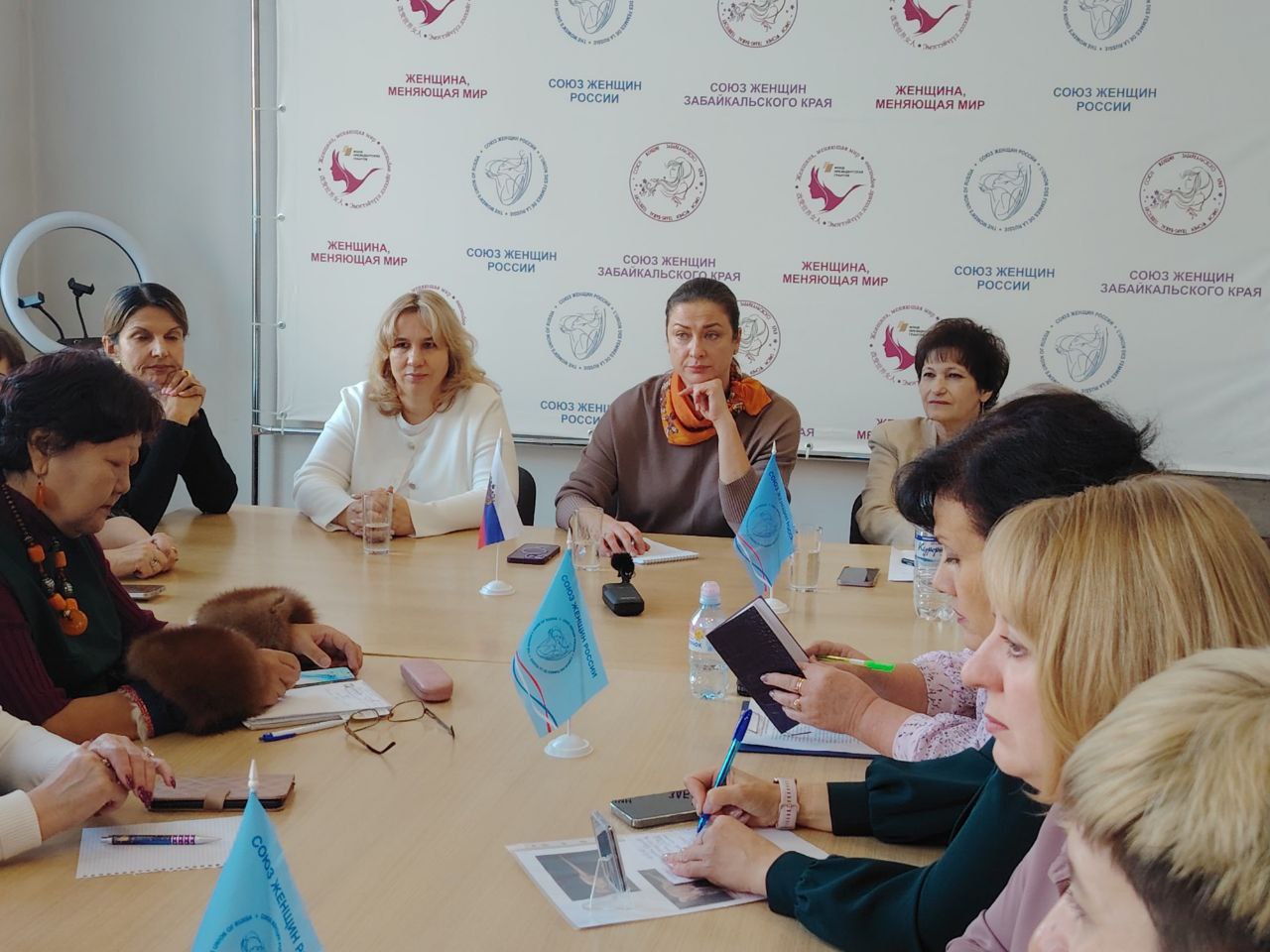 Мария Ситтель встретилась с забайкальским «Союзом женщин России» Мария Ситтель встретилась с забайкальским «Союзом женщин России»
