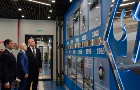 Александр Карелин осмотрел новый физкультурно-спортивный комплекс «Динамо» в Чите