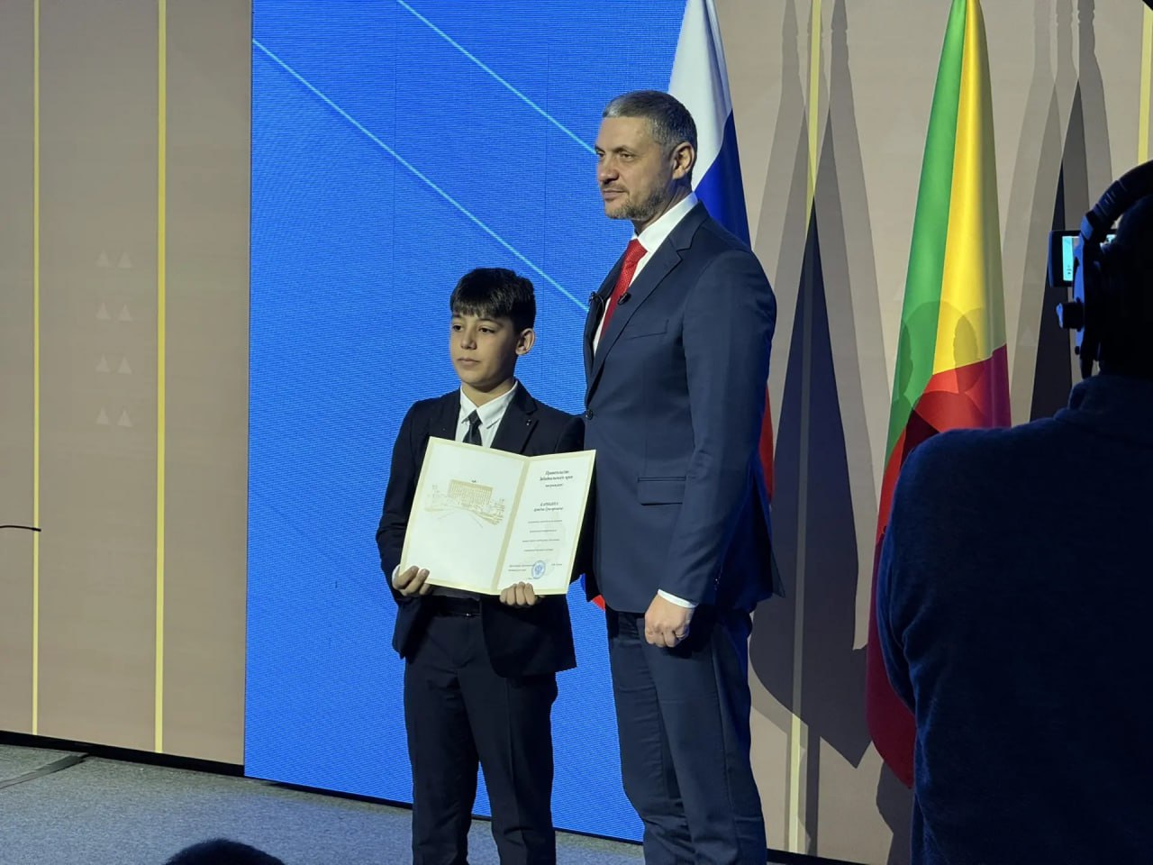 Прямой разговор — 2025: Губернатор Забайкалья вручил награды детям-героям Прямой разговор — 2025: Губернатор Забайкалья вручил награды детям-героям