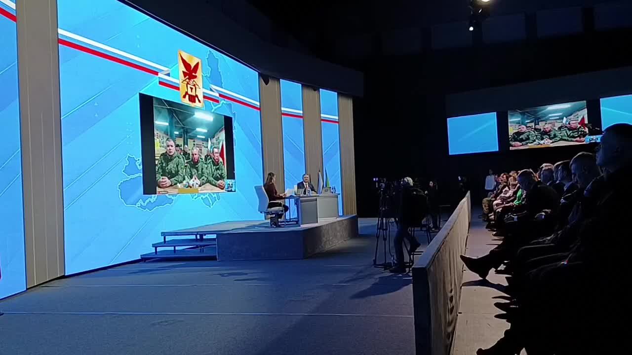 Прямой разговор с Александром Осиповым": на связи бойцы группировки "Восток" 29 гвардейской общевойсковой армии ВВО