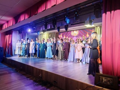 Второй бал поколений в читинской школе №55