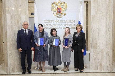 Баир Жамсуев: Все мастера – женщины, они несут нам мир и любовь