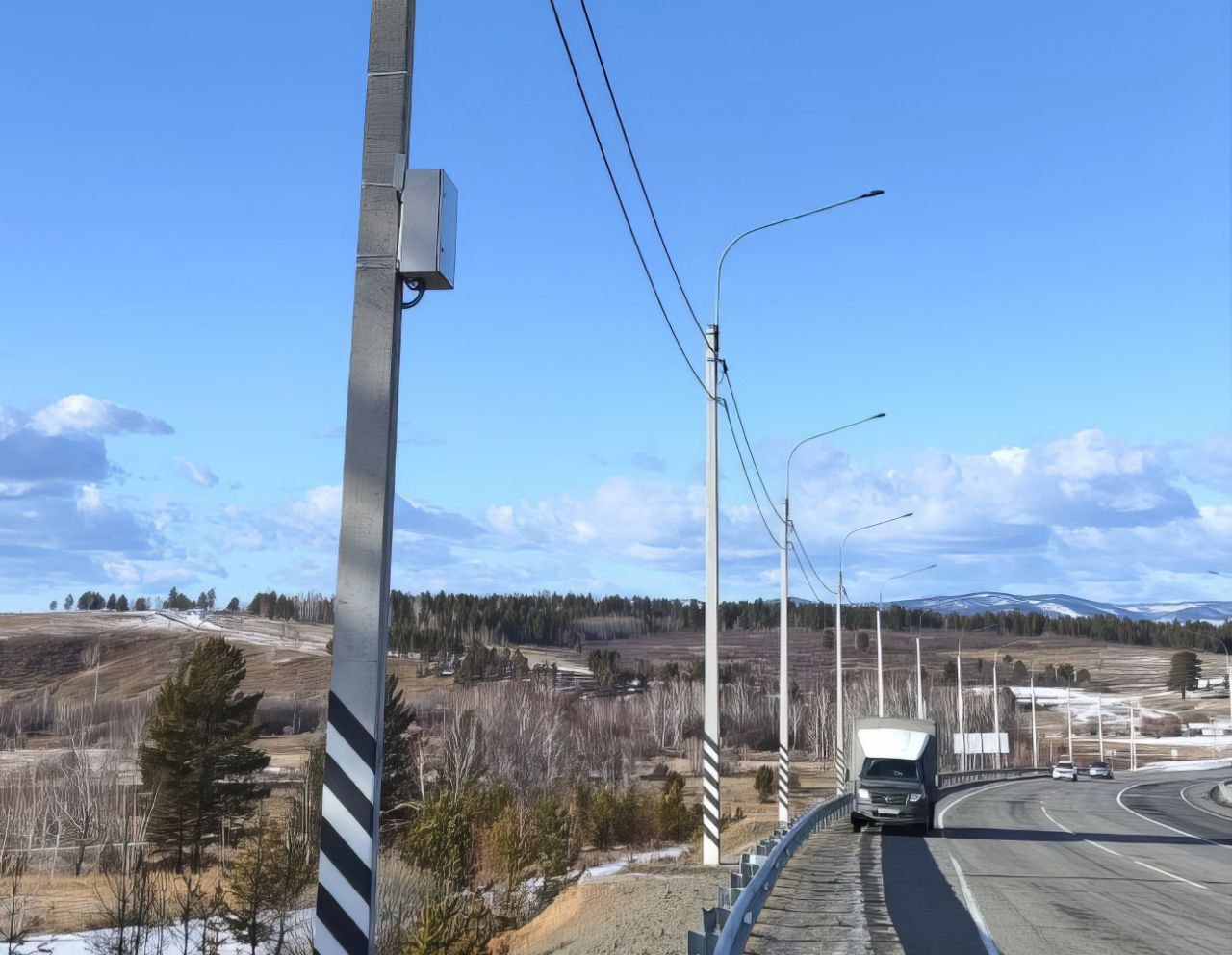 На федеральных автодорогах Забайкалья устанавливают современные комплексы метеоконтроля и учета интенсивности движения На федеральных автодорогах Забайкалья устанавливают современные комплексы метеоконтроля и учета интенсивности движения