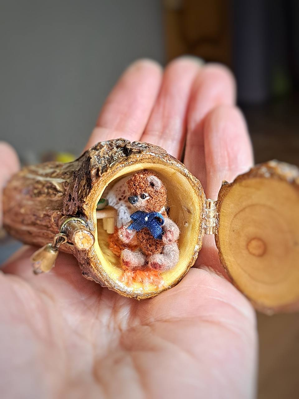 Мастерица из Забайкалья делает вязанные миниатюры размером до пяти сантиметров Мастерица из Забайкалья делает вязанные миниатюры размером до пяти сантиметров