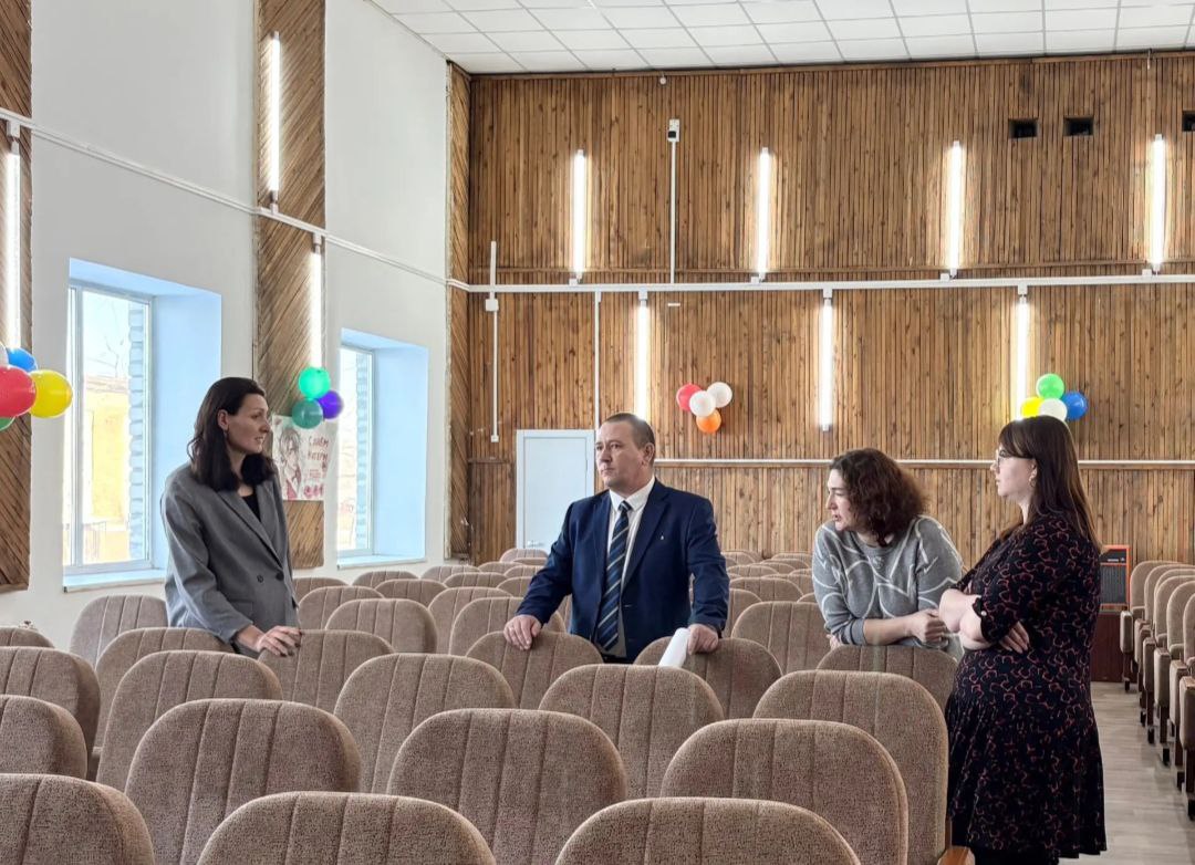 Наталья Викулова посетила Нерчинский аграрный техникум, учебному заведению исполнилось 85 лет Наталья Викулова посетила Нерчинский аграрный техникум, учебному заведению исполнилось 85 лет